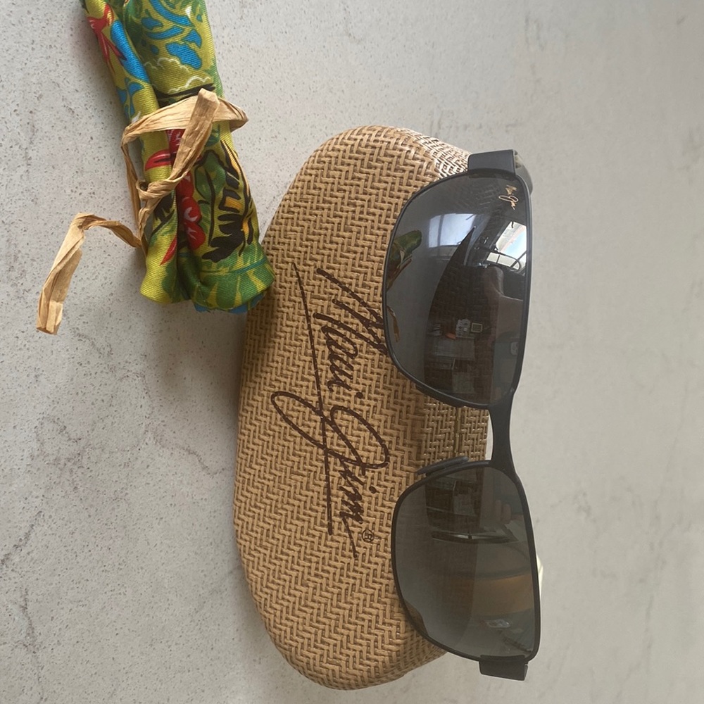 Maui Jim mens sunglasses.  Worn twice.